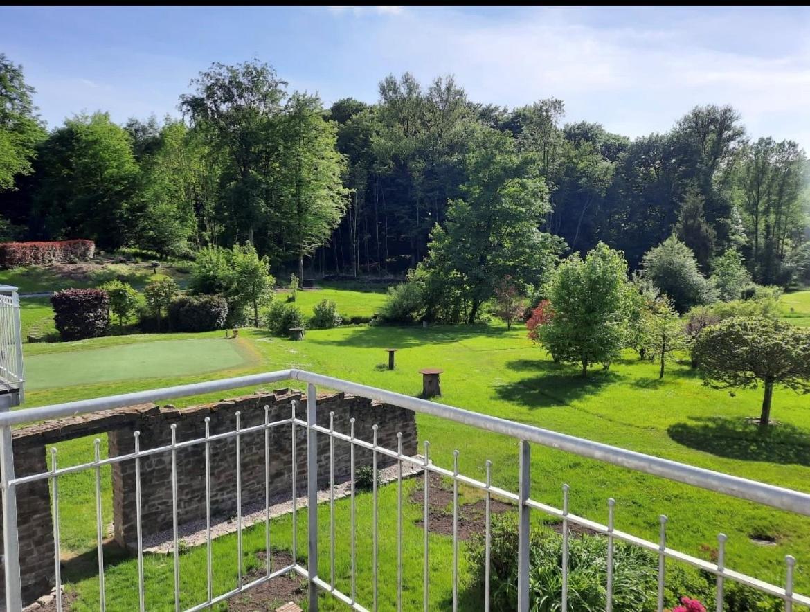Hotel Gut Landscheid Burscheid Exterior foto